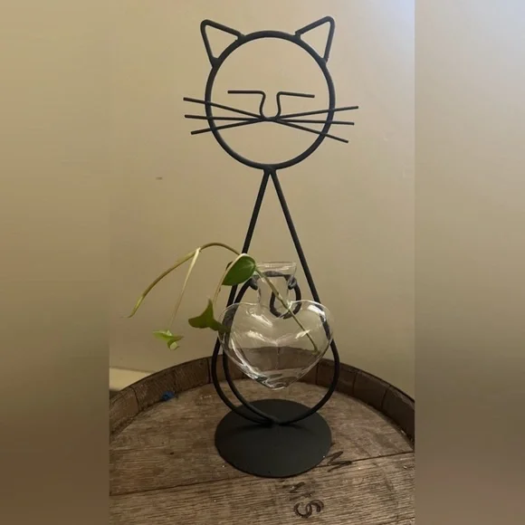 Cat Shaped Metal Plant Holder with Glass Vase ✨ - Picture 4 of 6
